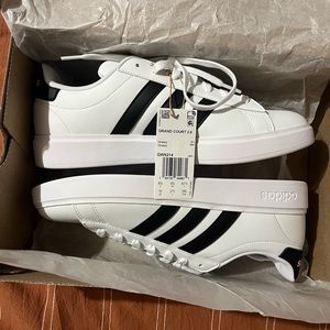 NWT & Box Adidas Grand Court Tennis Shoes 10